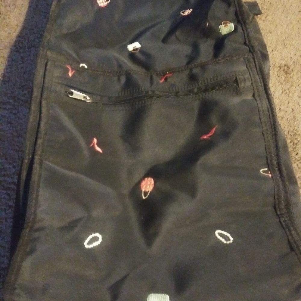 Shoe, pearl, purse pattern luggage carrier